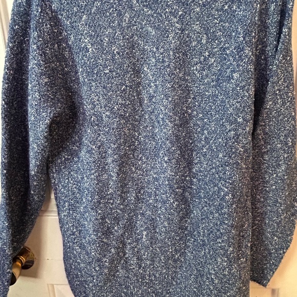 L.L. Bean Heathered Blue Cable Knit Split Hem Sweater - Med - Like New - Picture 2 of 5